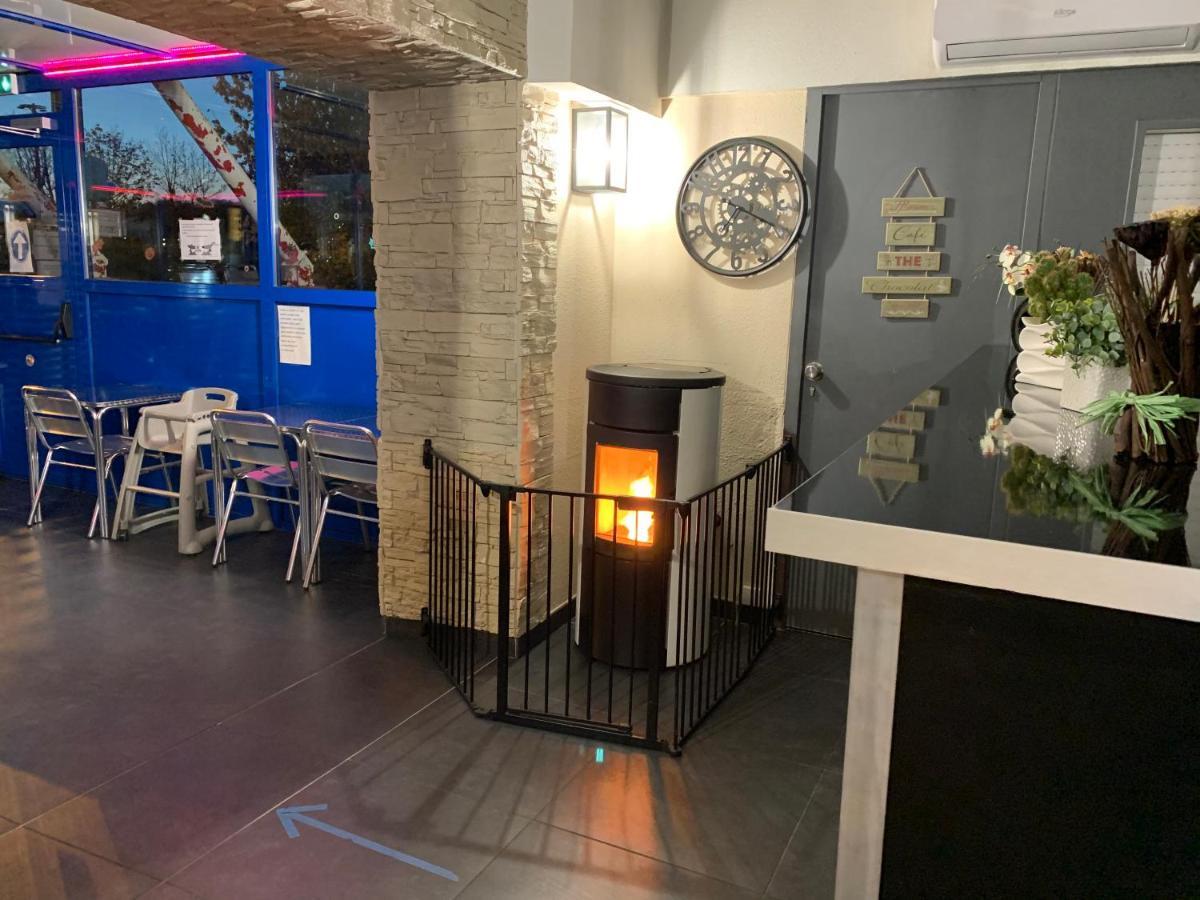 Hotel Macon La Salle Saint-Albain Luaran gambar